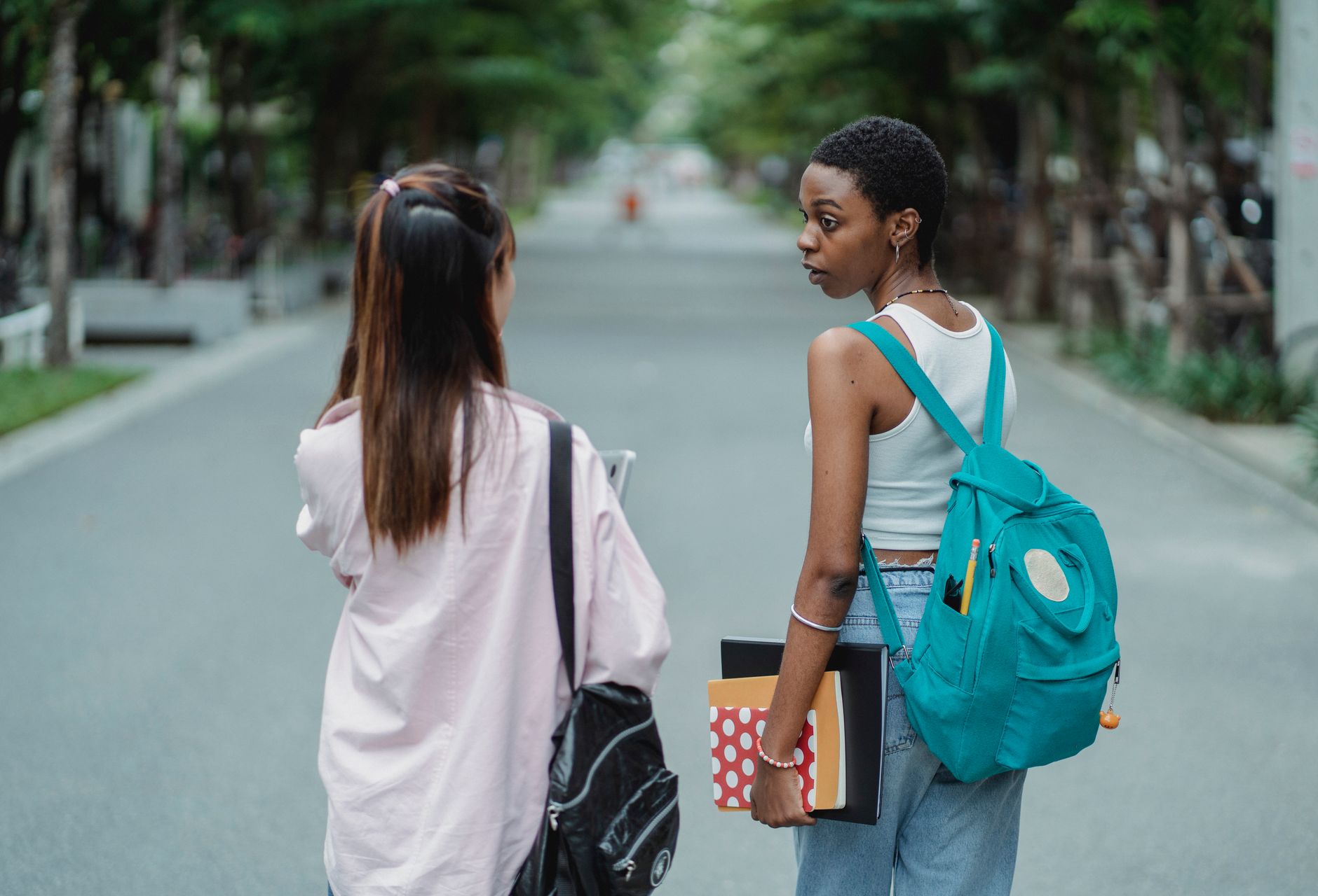 Home 16 Understanding the UK's New Student Visa Brake: What it Means for International Education